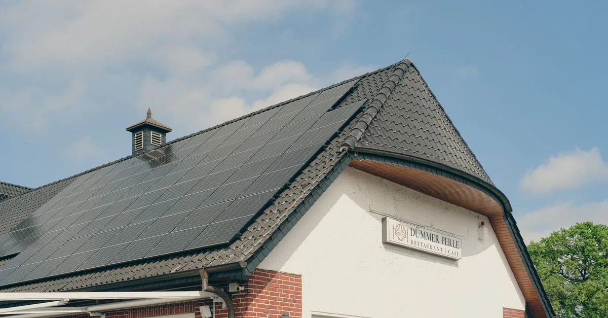 Flexible vs Rigid Solar Panels