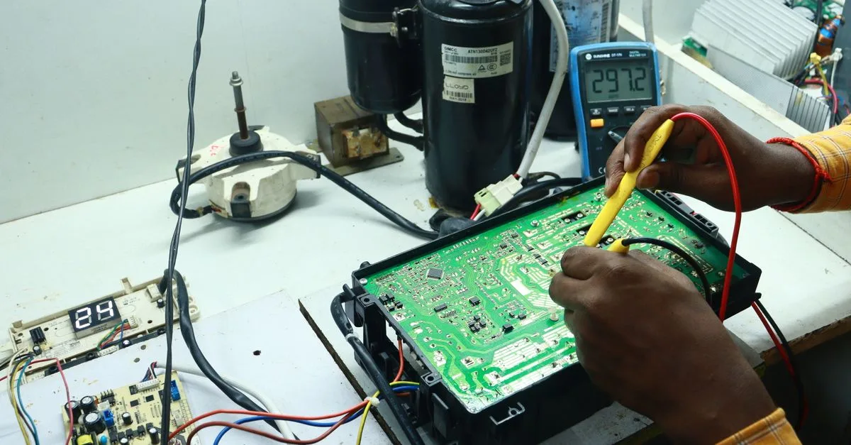 Multimeter voltage reading detail for The Right Charge Voltage for LiFePO4