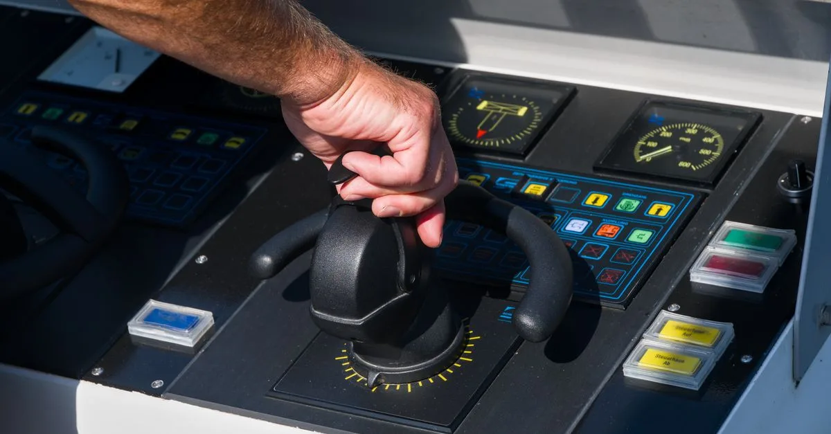 Boat electrical panel detail for Marine Lithium Install: What's Different